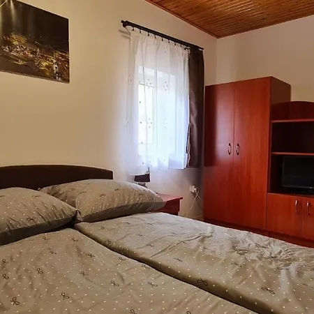 Calvados Vilă